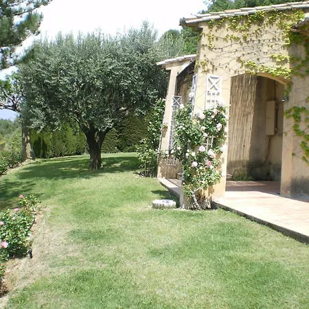 Sunny In Provence With Pool *